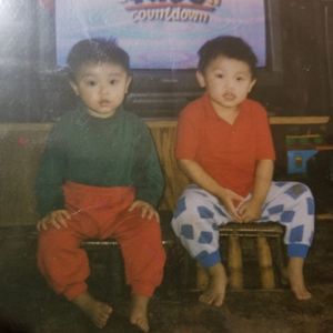 Meet your Posher, Bee